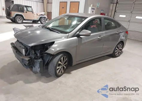 2017 Hyundai Accent Value Edition z USA, uszkodzony, nr VIN KMHCT4AE7HU373090